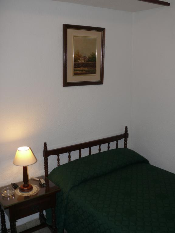 Hostal Navasfrias Salamanca Room photo